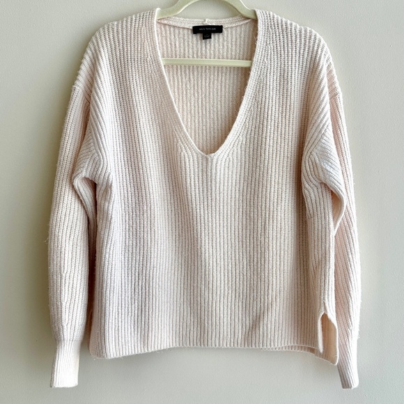 Ann Taylor Deep V-Neck Knit Sweater, Layering Sweater, Blush Pink, Size Medium - Picture 1 of 15